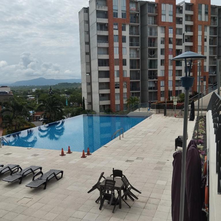 Apartamento Vacacional Familiar en Girardot, piscinas, Jacuzis, parqueadero privado - Apartamento de 2 dormitorios - 9