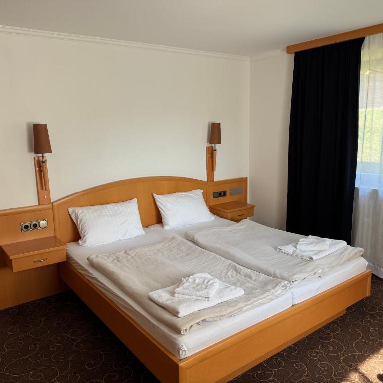 LuCA Hotel - Doppelzimmer im Nebengebäude - 3