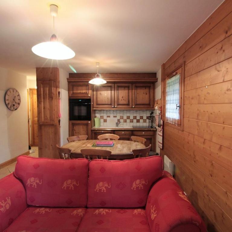 Appartement 3 pièces cabine, 6 pers, face au spa et au ski bus, proche pistes et commodités - FR-1-572-45 - Appartement - 2