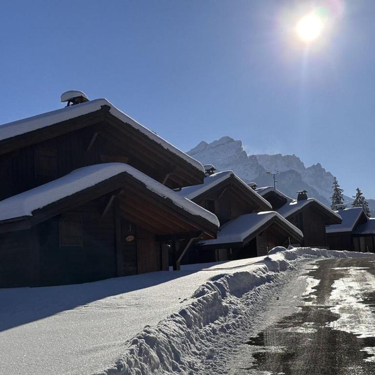 Appartement 3 pièces cabine, 6 pers, face au spa et au ski bus, proche pistes et commodités - FR-1-572-45 - Appartement - 15
