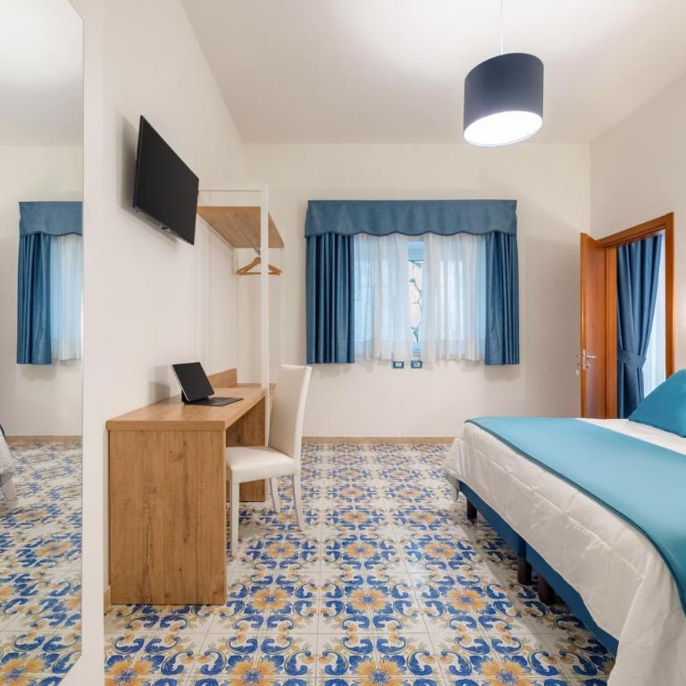 Hotel Britannia - Camera Familiare Standard - 2