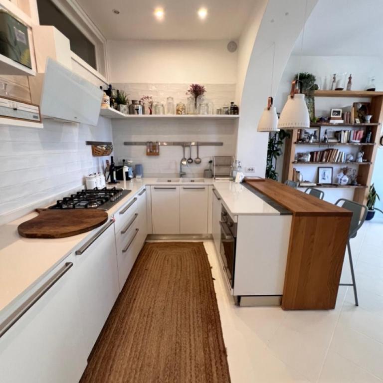 Casa Maddy - Appartamento con Vista e Balcone - 25