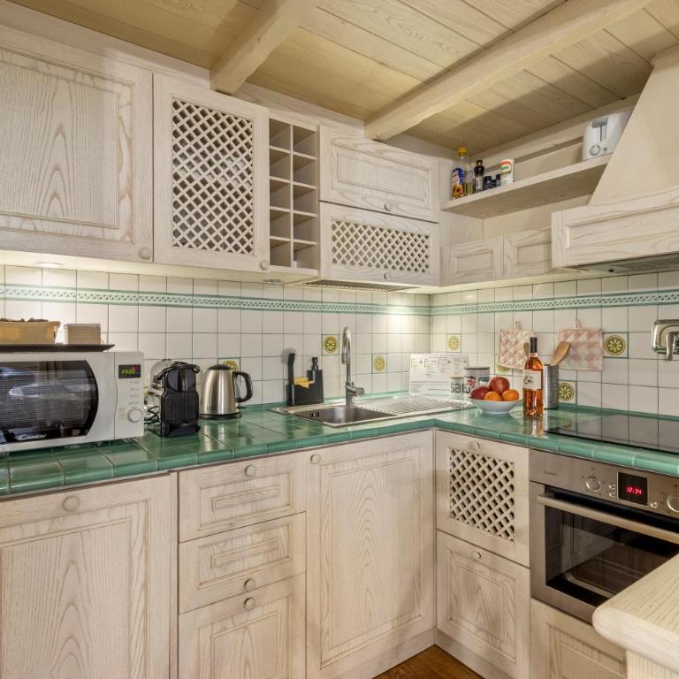 Splendid Home Pantheon - One-Bedroom Apartment - 26