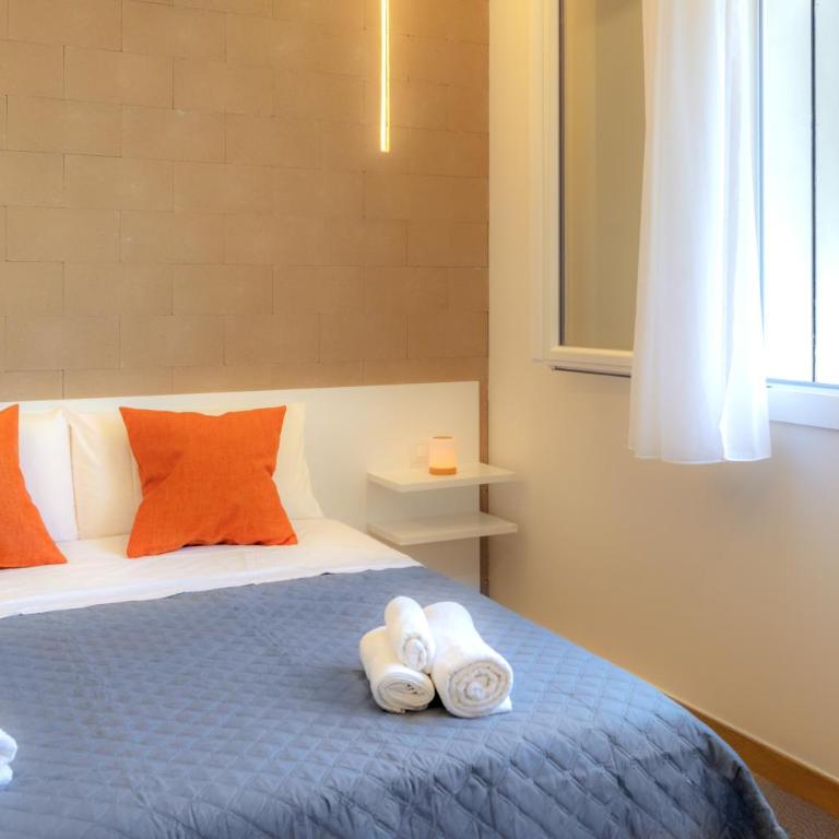 Valenza Exclusive Suites & Rooms - Camera Matrimoniale Standard - 1
