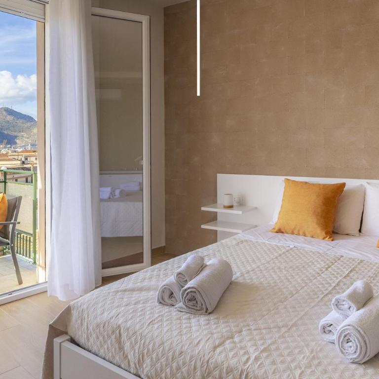 Valenza Exclusive Suites & Rooms - Camera Matrimoniale con Vasca Idromassaggio - 6