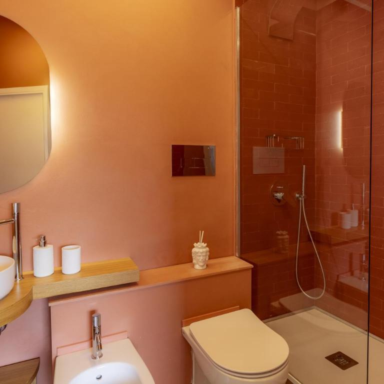 Valenza Exclusive Suites & Rooms - Camera Matrimoniale con Balcone - 12