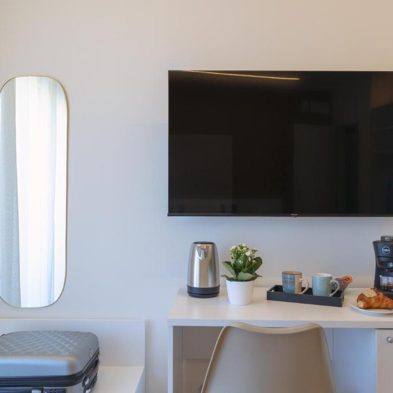 Valenza Exclusive Suites & Rooms - Camera King con Vasca Idromassaggio - 15