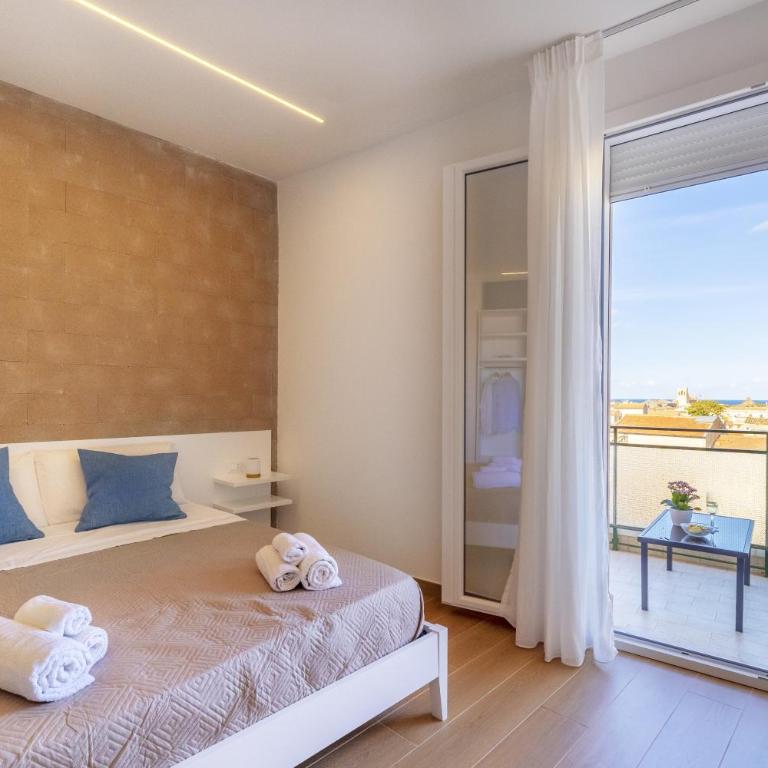 Valenza Exclusive Suites & Rooms - Camera King con Vasca Idromassaggio - 21