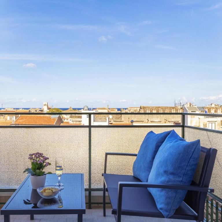 Valenza Exclusive Suites & Rooms - Camera King con Vasca Idromassaggio - 17