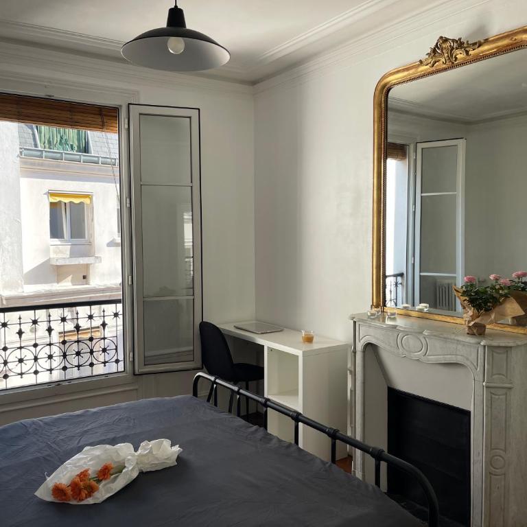 Elegant Parisian Apartment, Marais-Bastille - Two-Bedroom Apartment - 19