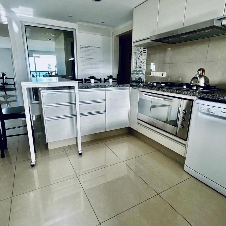 Espectacular Apartamento a pasos del mar - One-Bedroom Apartment - 9