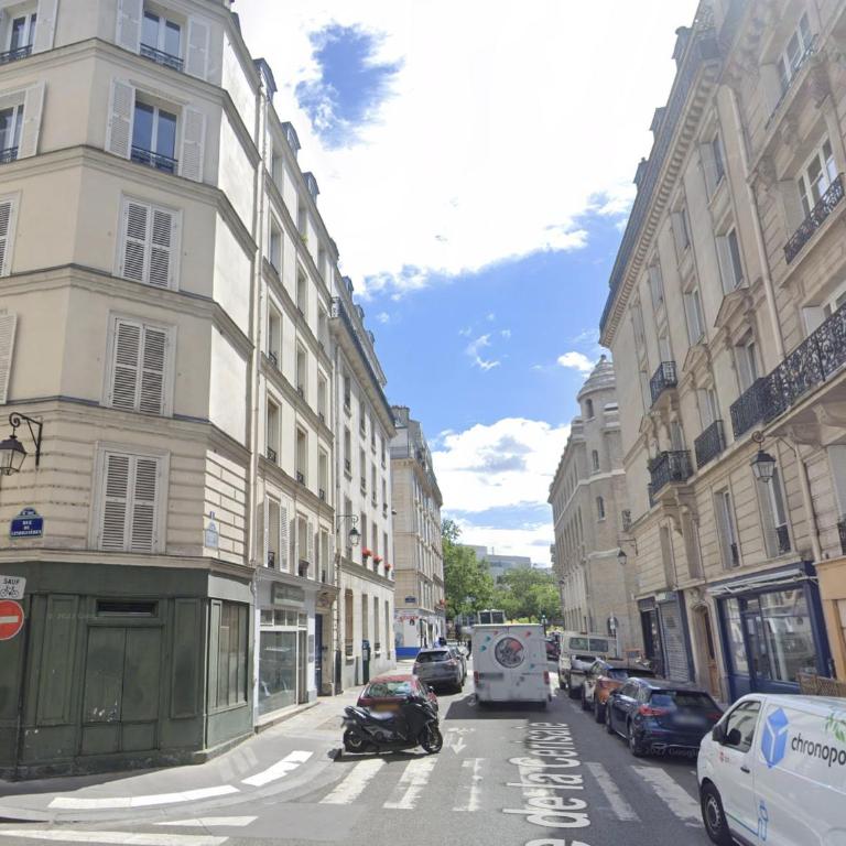 Elegant Parisian Apartment, Marais-Bastille - Two-Bedroom Apartment - 41
