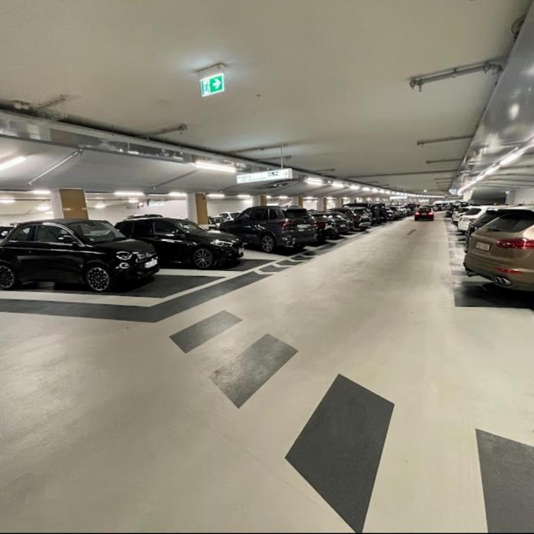 Exklusive 60qm Designerwohnung im Herzen von München - 1 min zur Maximilianstraße - One-Bedroom Apartment - 14