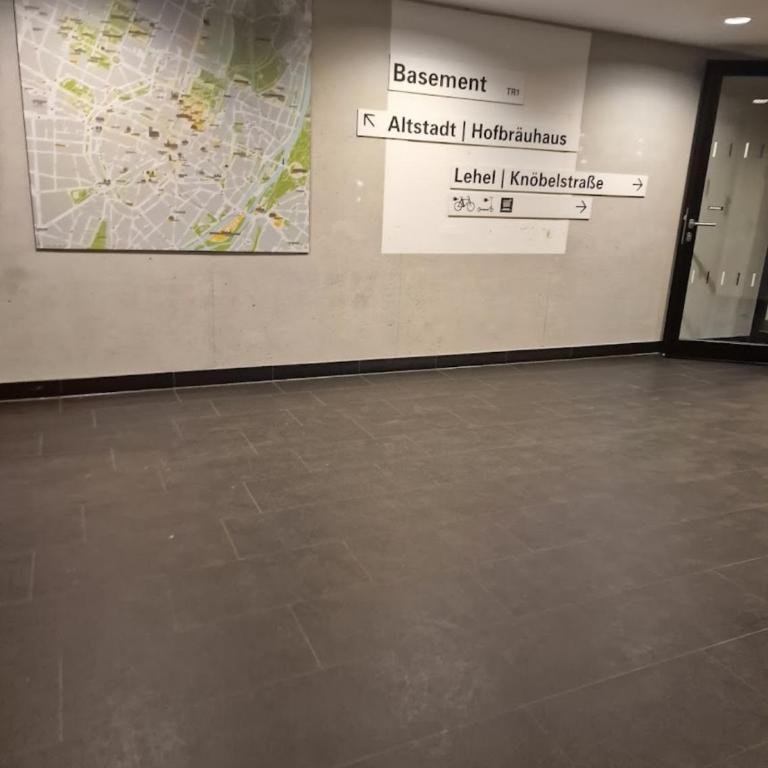 Exklusive 60qm Designerwohnung im Herzen von München - 1 min zur Maximilianstraße - One-Bedroom Apartment - 13