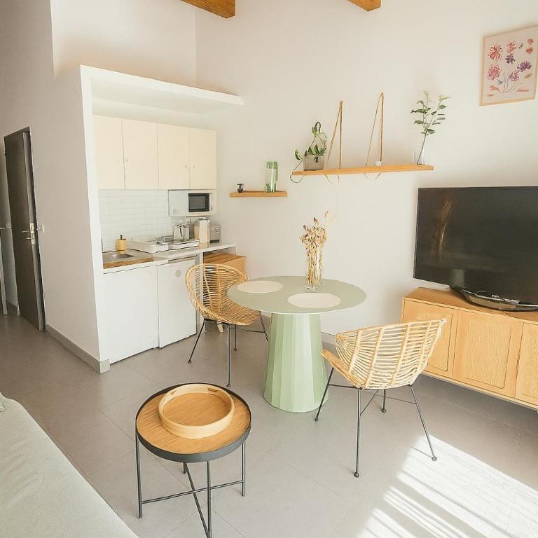 Blue Beach La Ciotat - Apartamento Deluxe de 1 dormitorio con vistas al jardín - 5
