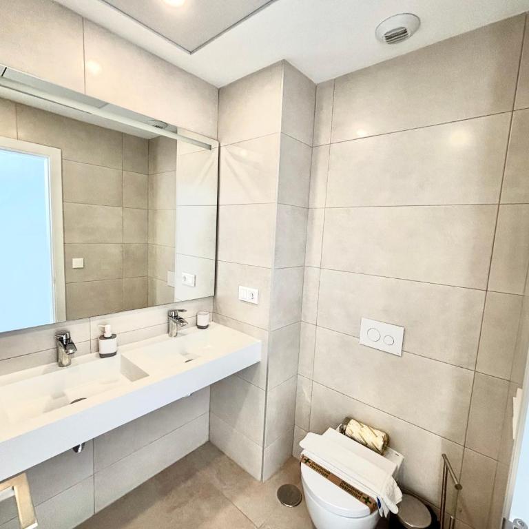 SAKURA LUXURY Poniente Beach - Apartamento de 2 dormitorios - 7