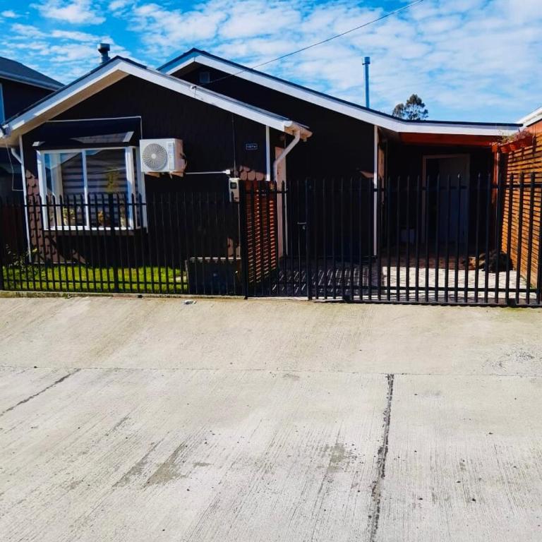 Acogedora casa en Puerto Varas - Three-Bedroom House - 21