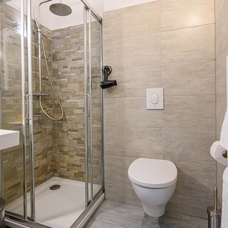 Villa Benedikt - Apartment mit 3 Schlafzimmern und Balkon - 28