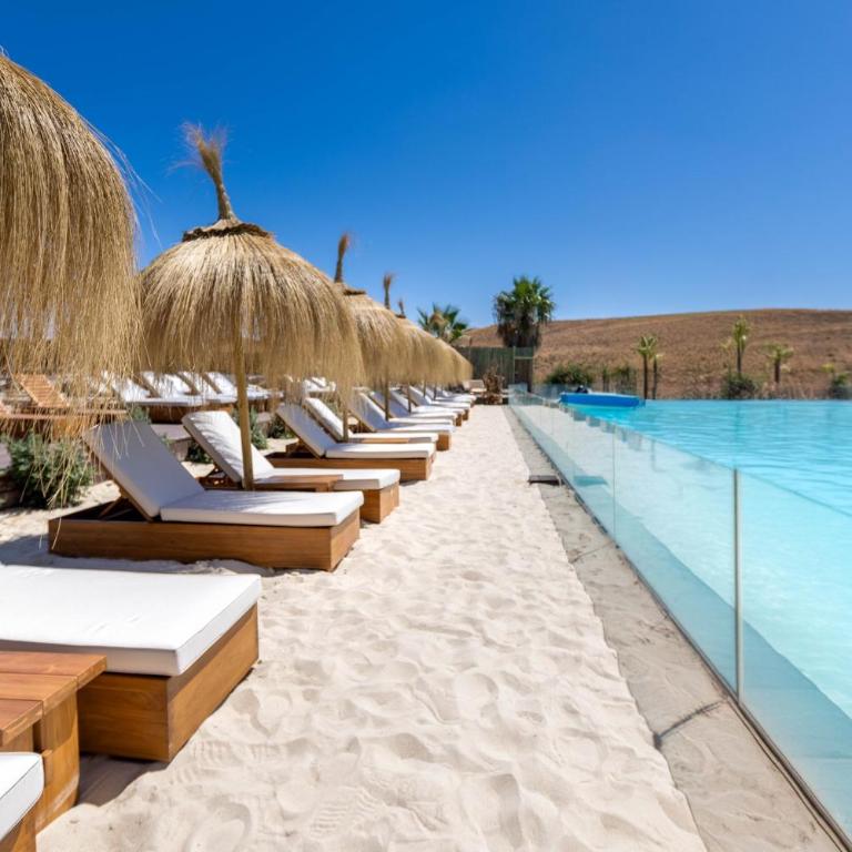 Couples Escape, Free Alcazaba Lagoon Access, Pool, Gym, Pets OK - Apartamento de 1 dormitorio - 8