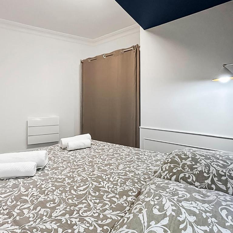 Élégant T3 à deux pas du centre ancien - Deluxe Apartment mit 2 Schlafzimmern - 16