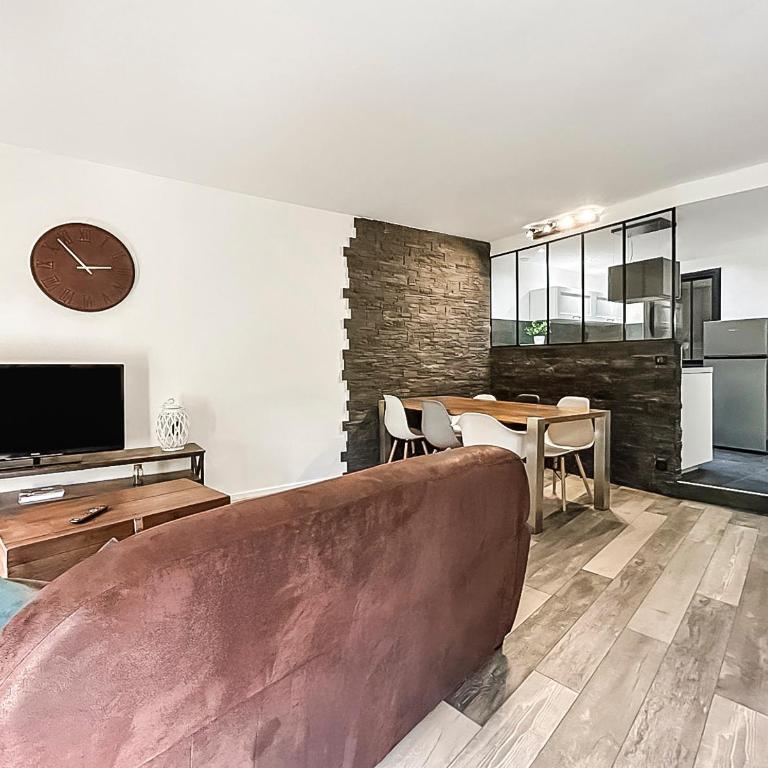 Élégant T3 à deux pas du centre ancien - Deluxe Apartment mit 2 Schlafzimmern - 4