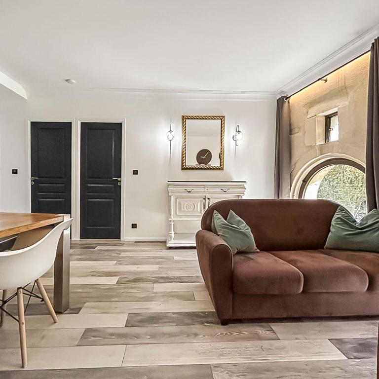 Élégant T3 à deux pas du centre ancien - Deluxe Apartment mit 2 Schlafzimmern - 1