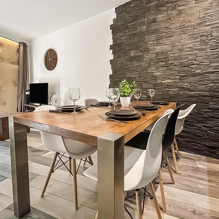 Élégant T3 à deux pas du centre ancien - Deluxe Apartment mit 2 Schlafzimmern - 7