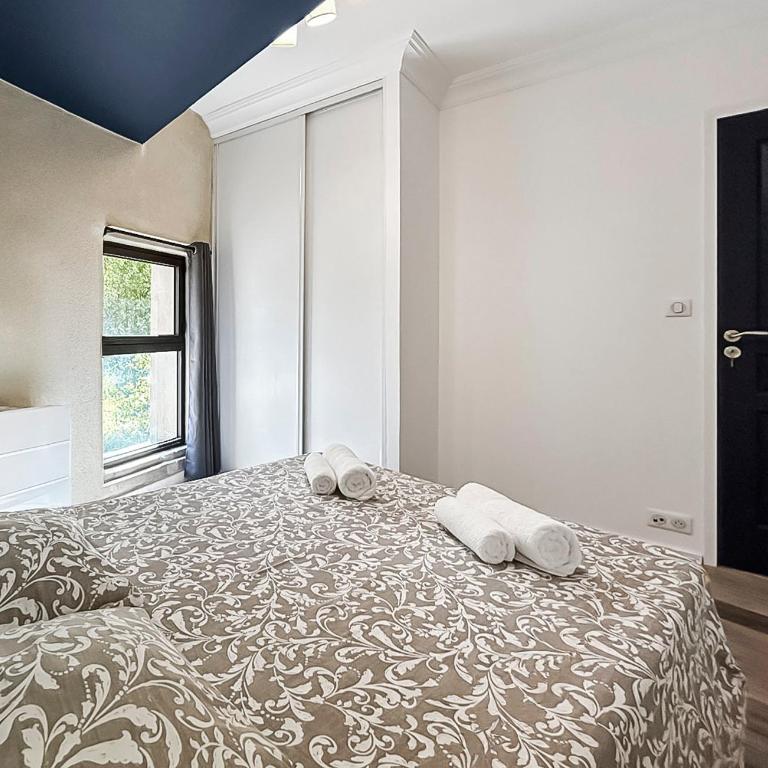 Élégant T3 à deux pas du centre ancien - Deluxe Apartment mit 2 Schlafzimmern - 19