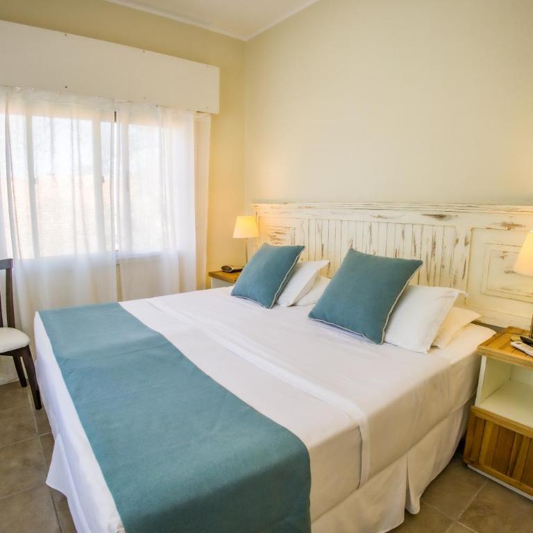 Joan Miró Hotel - Habitación Doble Superior - 4