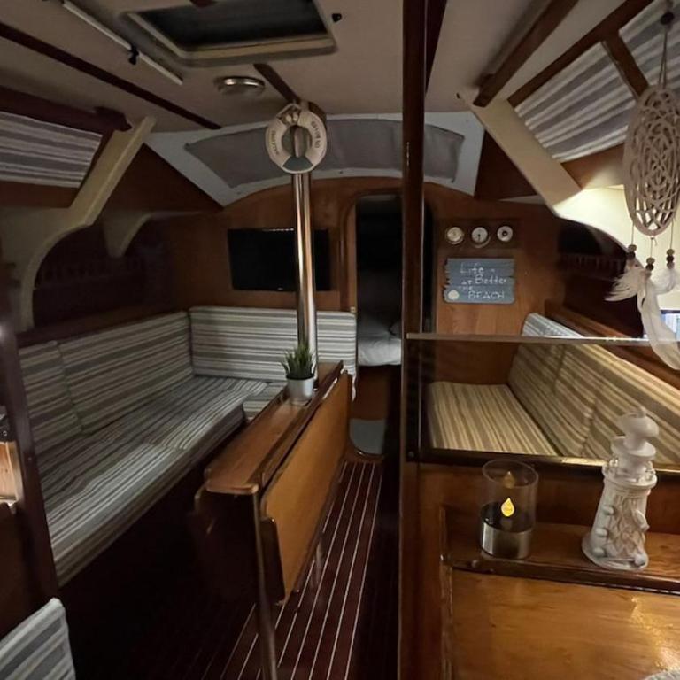 Unique Experience in Sailboat! In The 4 Seasons!! B shi - Mobile Home - 56