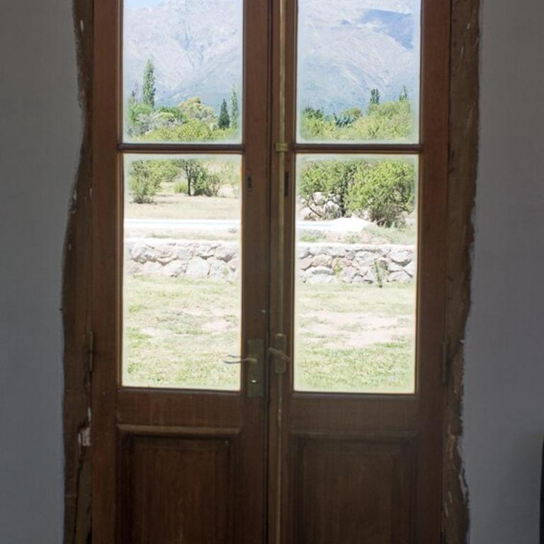 Casa de Las Brujas Traslasierra - Three-Bedroom House - 37