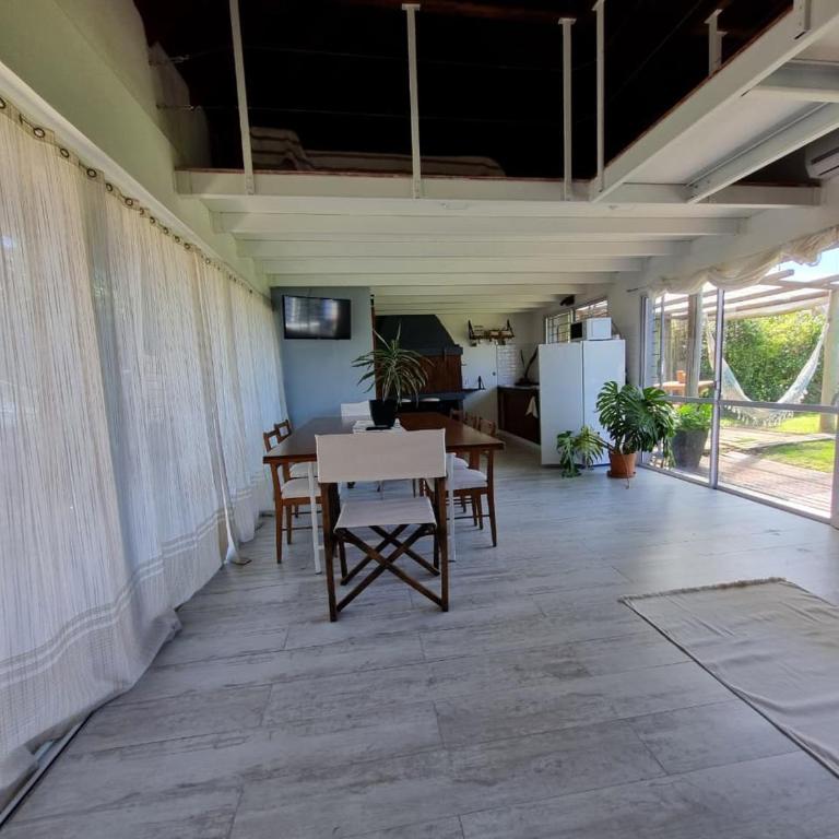 Loft a metros del Mar Playas del Sur Aloha Host - Casa con 1 dormitorio - 5