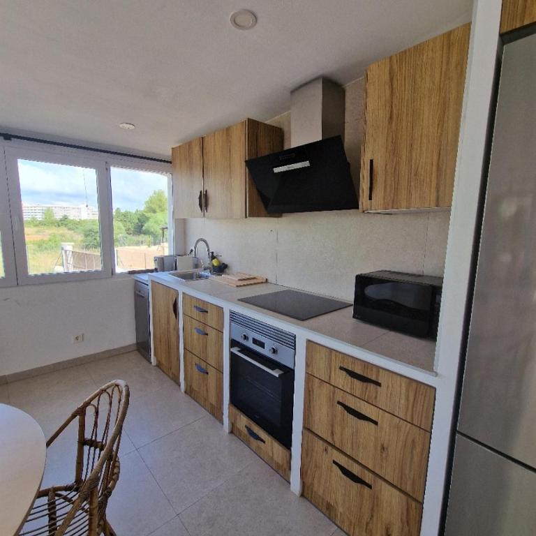 Soleado, gran terraza, piscina privada - Casa de 3 dormitorios - 11