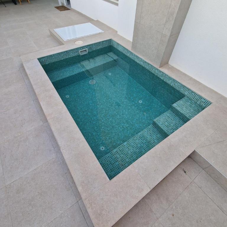 Soleado, gran terraza, piscina privada - Casa de 3 dormitorios - 14