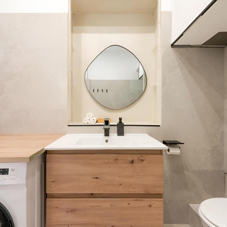 Azur elegance AIR CONDITIONING Beach 8 min Sleeps 6 - Appartement 2 Chambres - 15