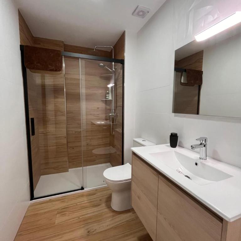 Alojamiento GarVi - Apartamento con 4 dormitorios - 5