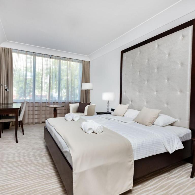 GARNI HOTEL AMI - Dvokrevetna Soba sa Bračnim Krevetom - 5