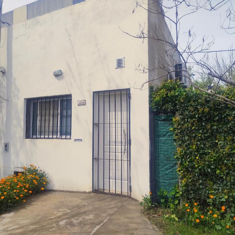 Departamento en las afueras - Apartamento de 1 dormitorio - 2
