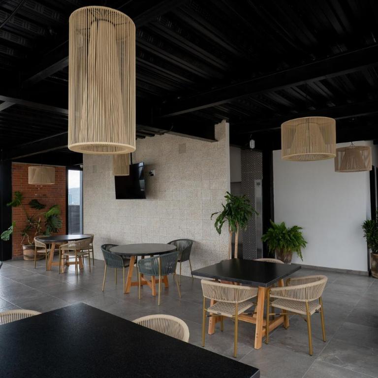 Suite con Cama King y Queen, Wi-Fi Rápido y Amenidades Top - Apartamento de 3 dormitorios - 31