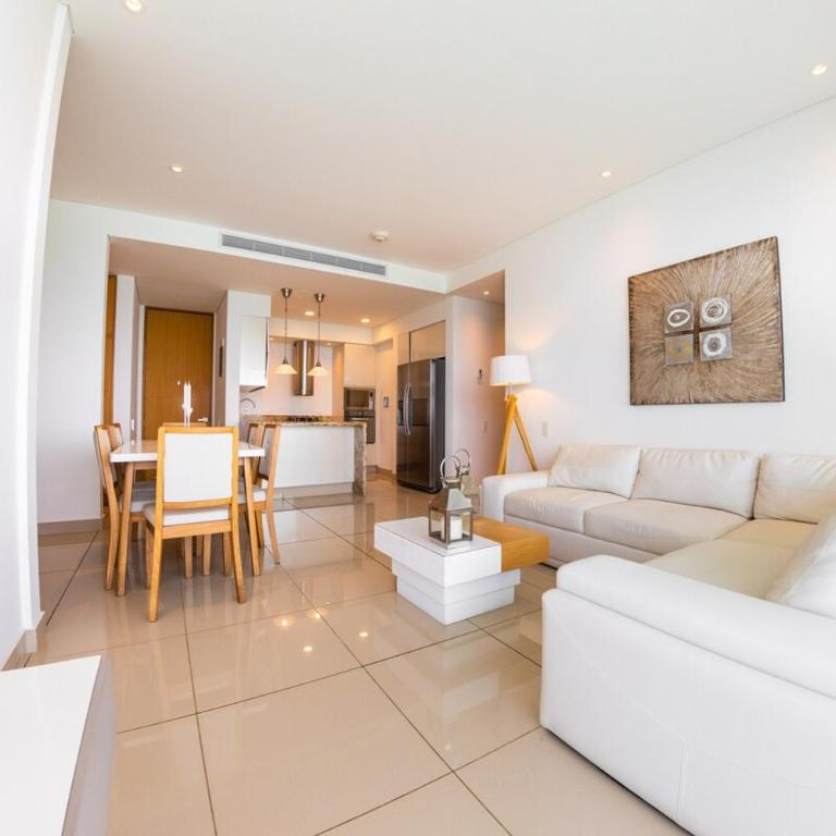 luxury Aparment Ocean view H2 condominium apto 2105 - One-Bedroom Apartment - 1