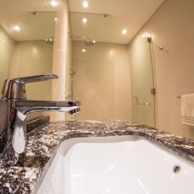 luxury Aparment Ocean view H2 condominium apto 2105 - One-Bedroom Apartment - 21