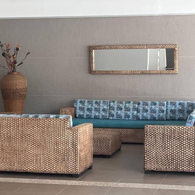 Private Jacuzzi, Internet, Relax in Ricaurte - Three-Bedroom Premium Apartment with Balcony - 29