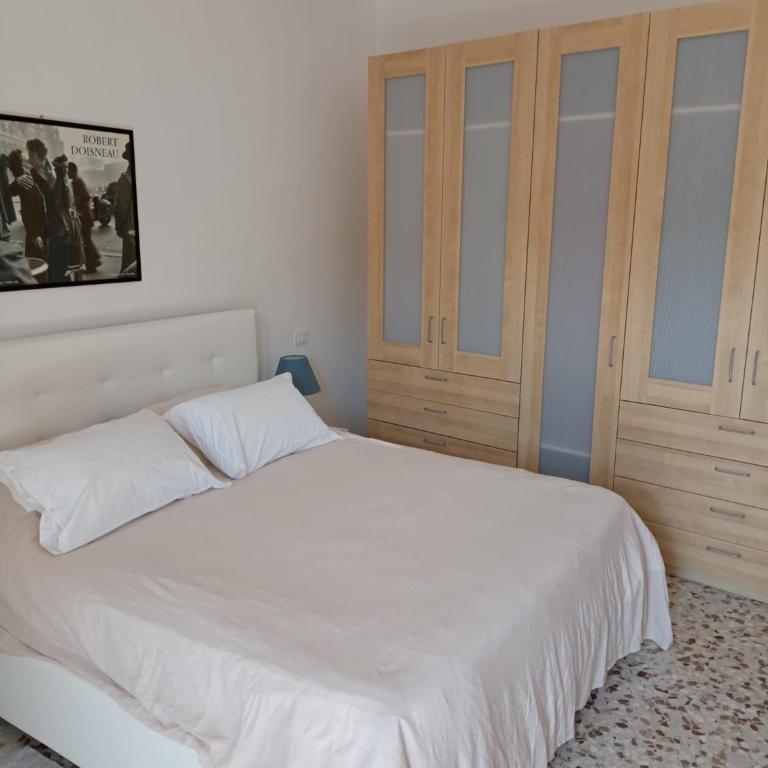 Levante Castriota Guest House - Three-Bedroom Apartment - 9