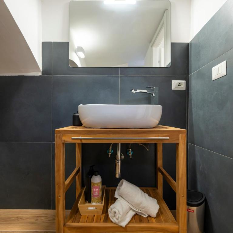 Living Filomarino - Appartamento con 1 Camera da Letto - 21