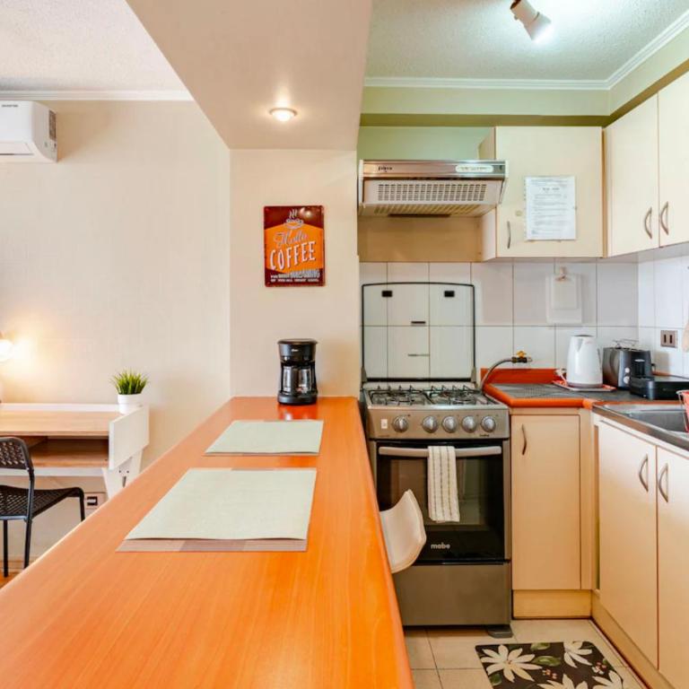 Deptos Santiago Centro-Metro Moneda - One-Bedroom Apartment with Balcony and City View - 7