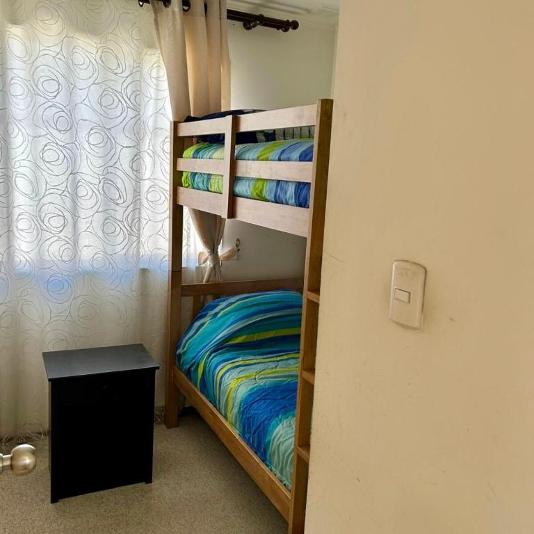 Dulce hogar en Puerto Natales - Three-Bedroom House - 3