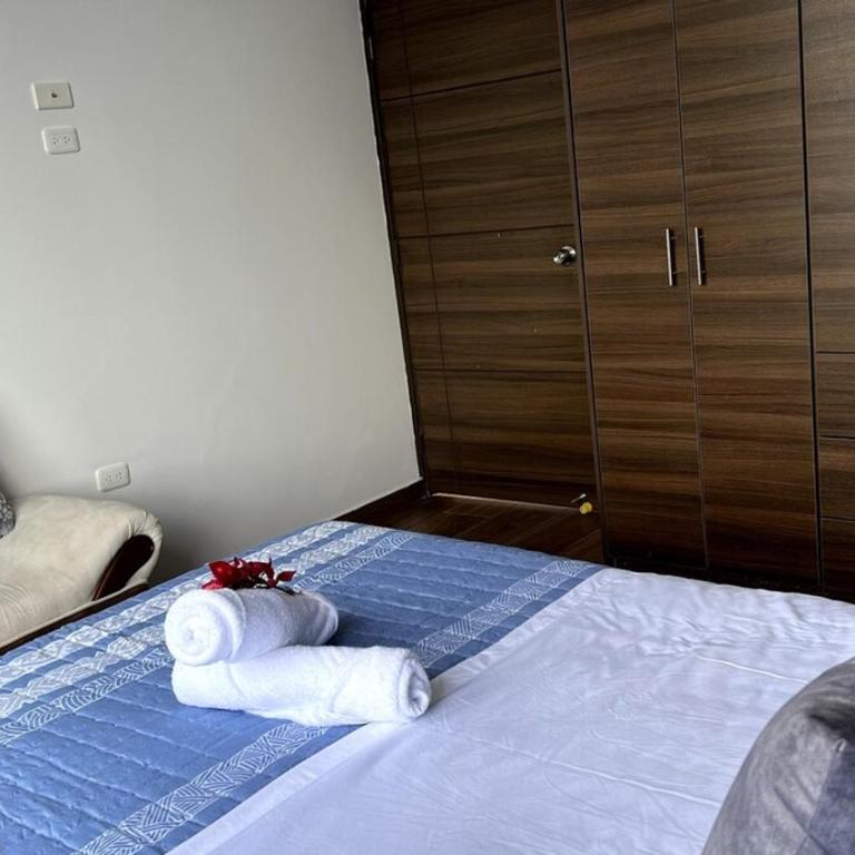 Casa Familiar Moderna - Three-Bedroom House - 4