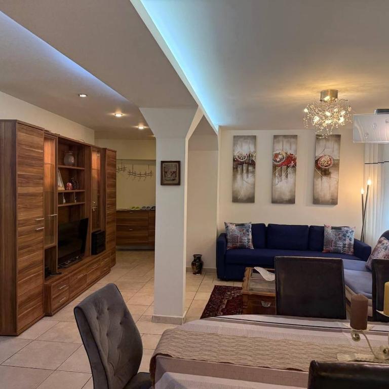 Ideal apartment for families - Three-Bedroom Apartment - 1