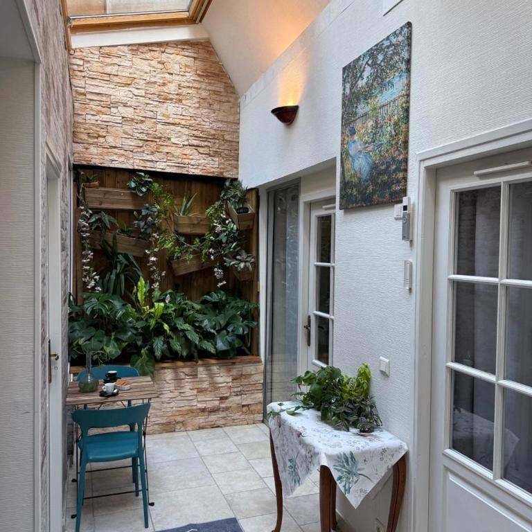 Ideal apartment for families - Three-Bedroom Apartment - 11