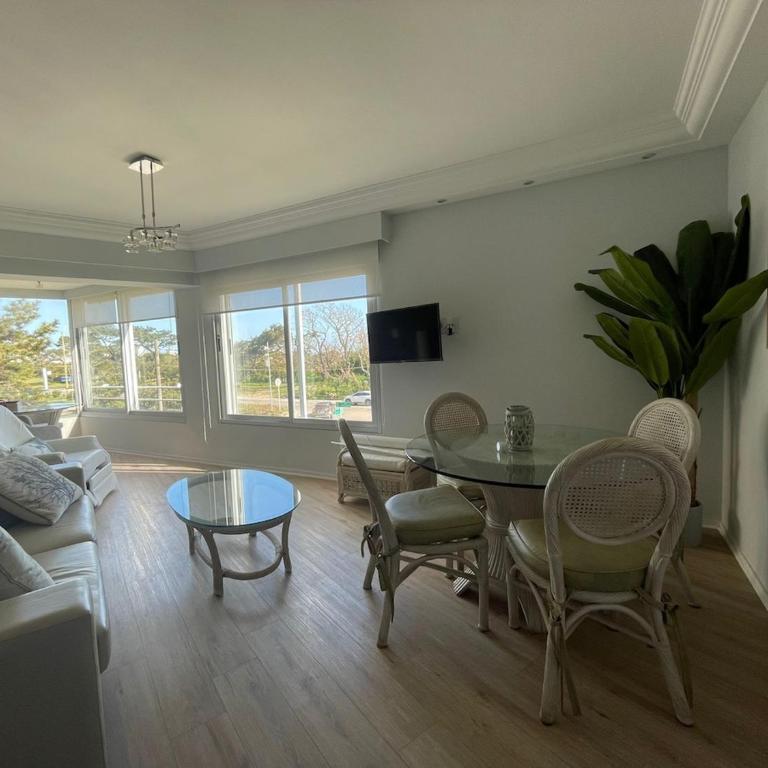 Impecable apartamento frente al mar - Apartment - 3